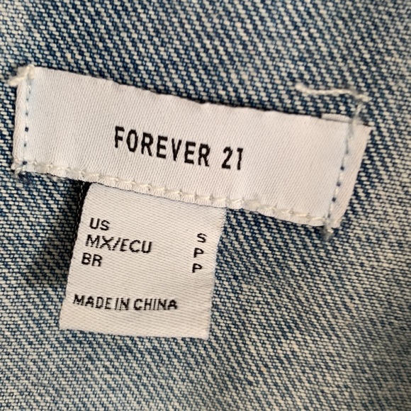 DISTRESSED Light Blue Button Front JEAN JACKET - Picture 8 of 9